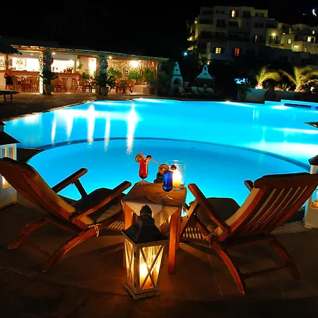 Hotel Kamari 3*