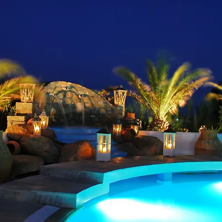Kamari Hotel 3*