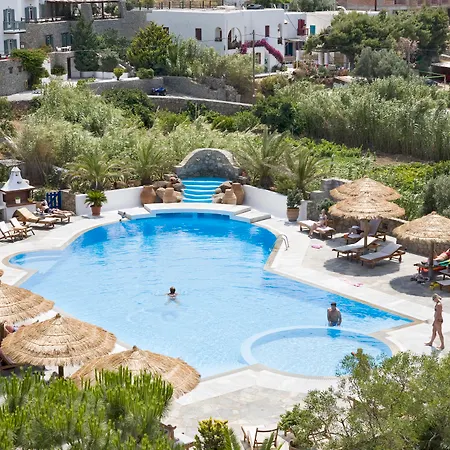 Kamari Hotel 3*